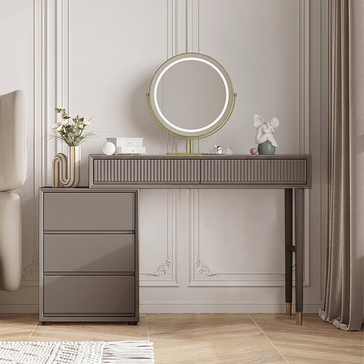 THE DRESSER/Luxe Essence