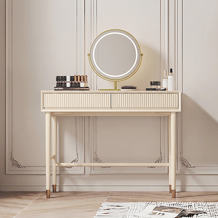 THE DRESSER/Luxe Essence