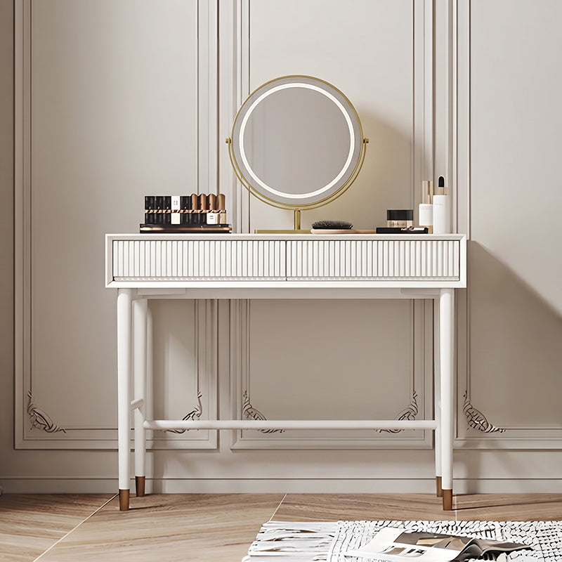 THE DRESSER/Luxe Essence