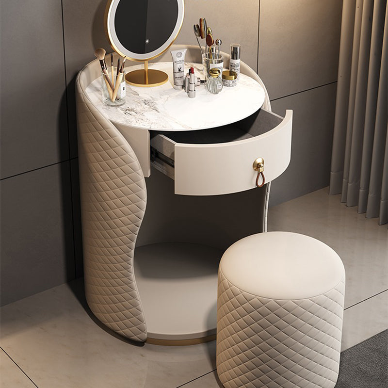 THE DRESSER/Urban Curve Design