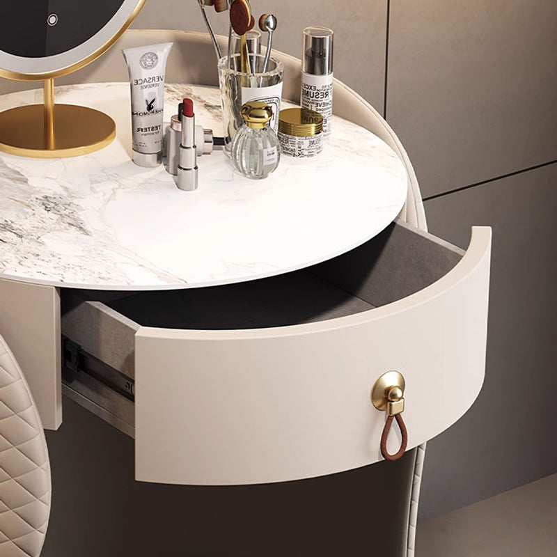 THE DRESSER/Urban Curve Design