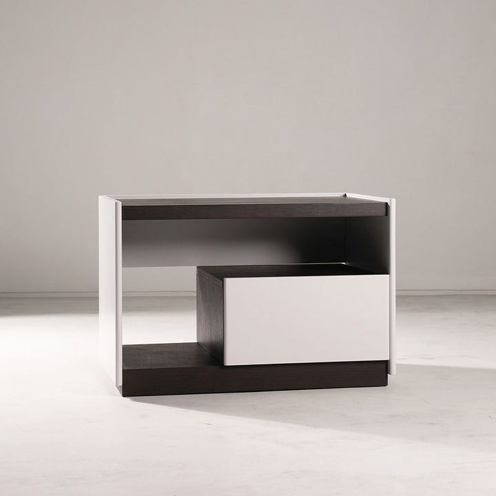 THE SIDE TABLE / モダンミニマリズム