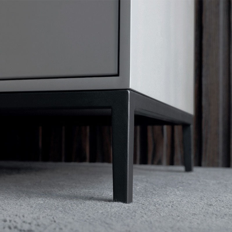 THE TV BOARD/シックで落ち着く