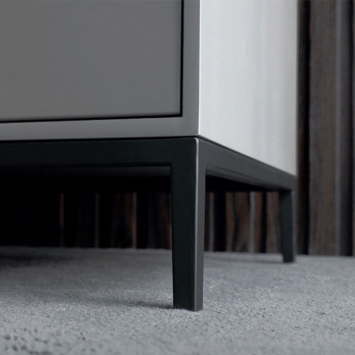 THE TV BOARD/シックで落ち着く